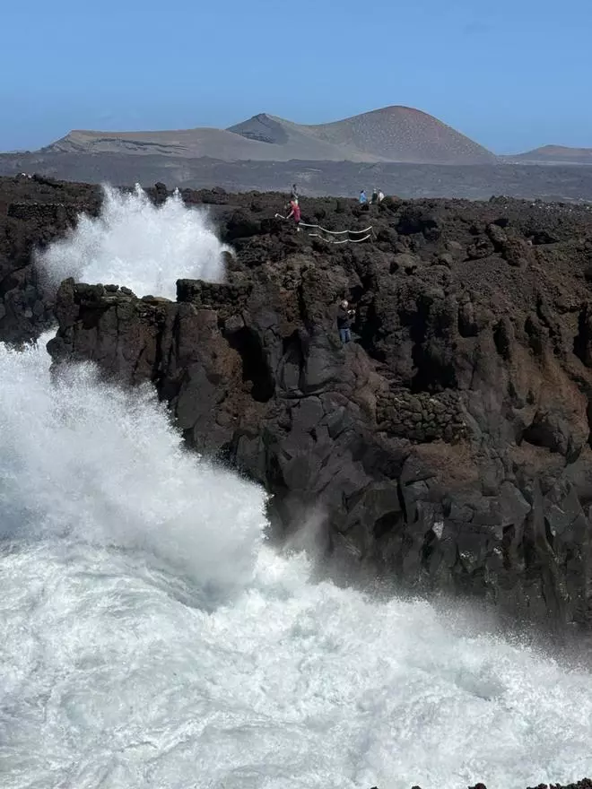 De la costa a la cumbre: la fotogalería de los estragos de la borrasca Therese en Gran Canaria