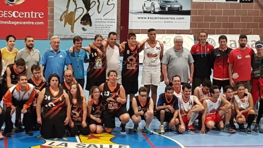 Equip de bàsquet inclusiu