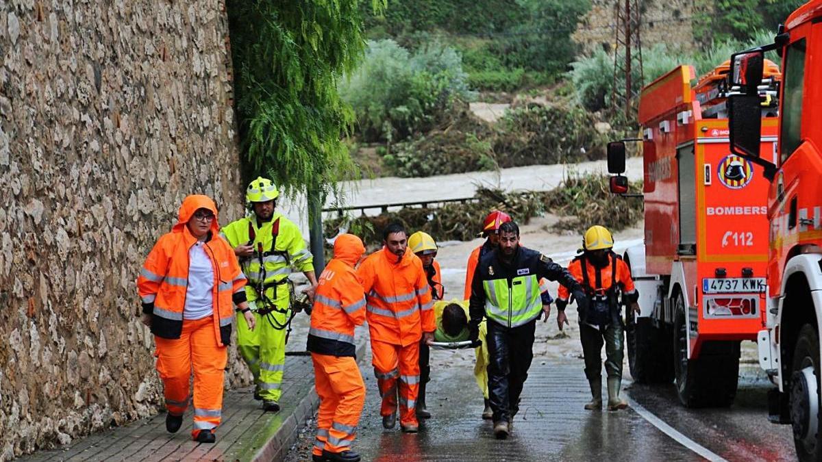 9 d&#039;Octubre   Homenaje a  los héroes de la DANA y de la covid-19