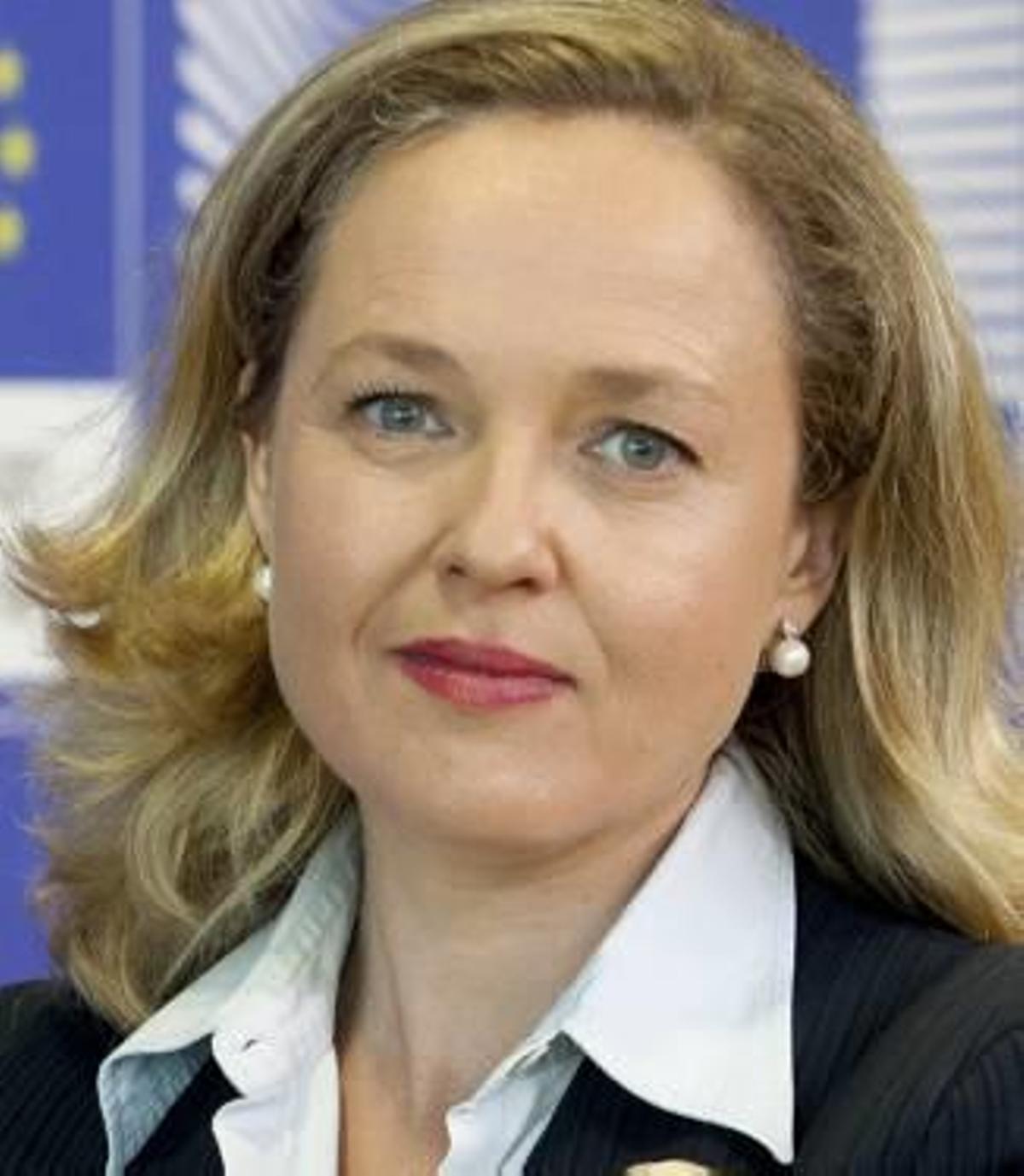 Sánchez forma un Govern amb majoria de dones i amb independents de prestigi