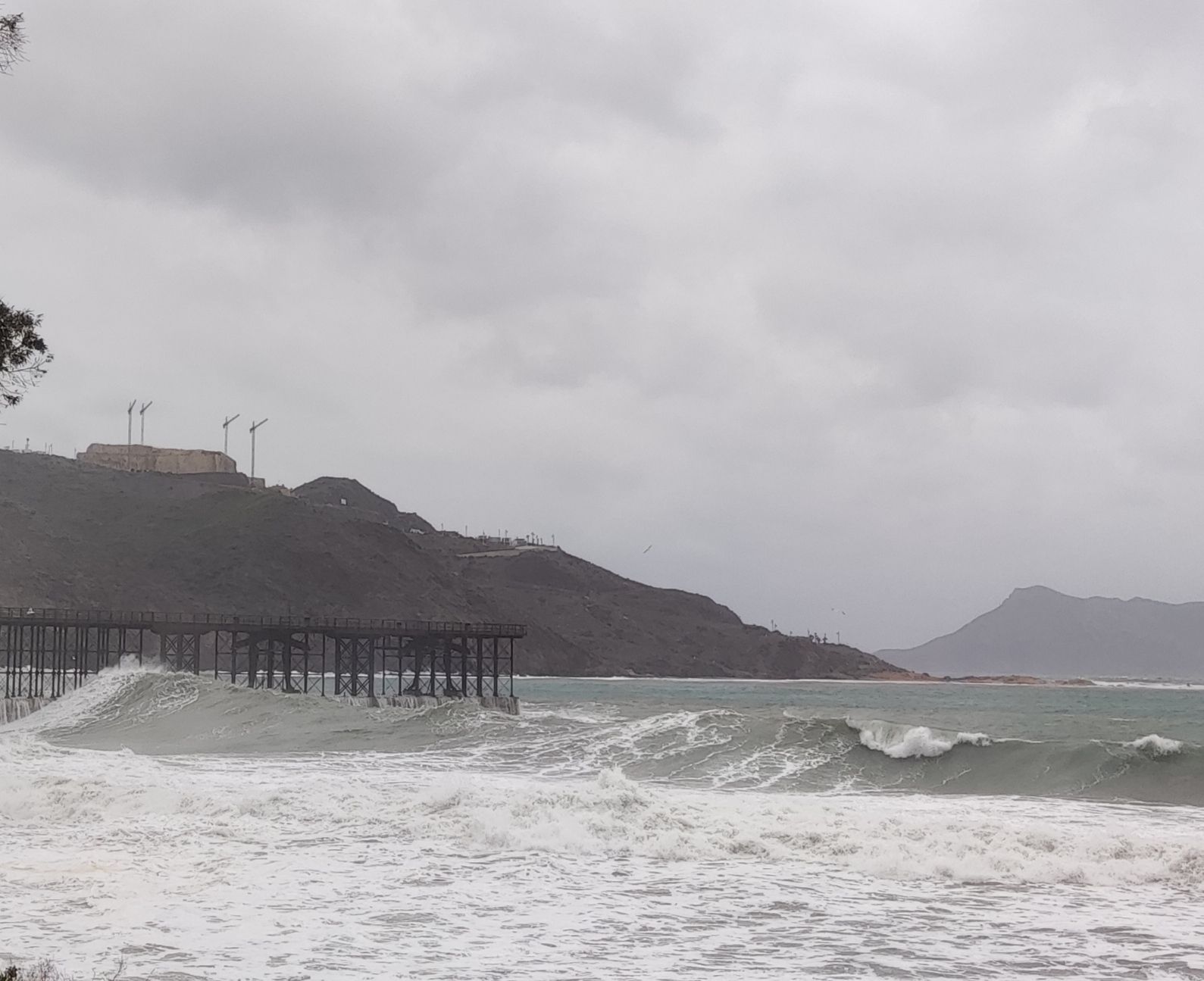 Temporal de lluvia y viento en Águilas