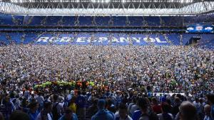 El Espanyol supera al Oviedo y vuelve a Primera División