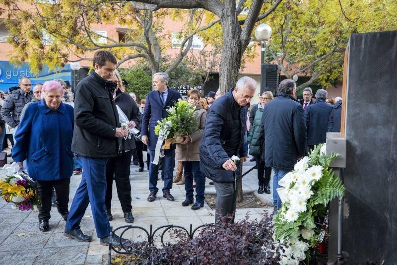 Homenaje a las víctimas de la casa cuartel de Zaragoza