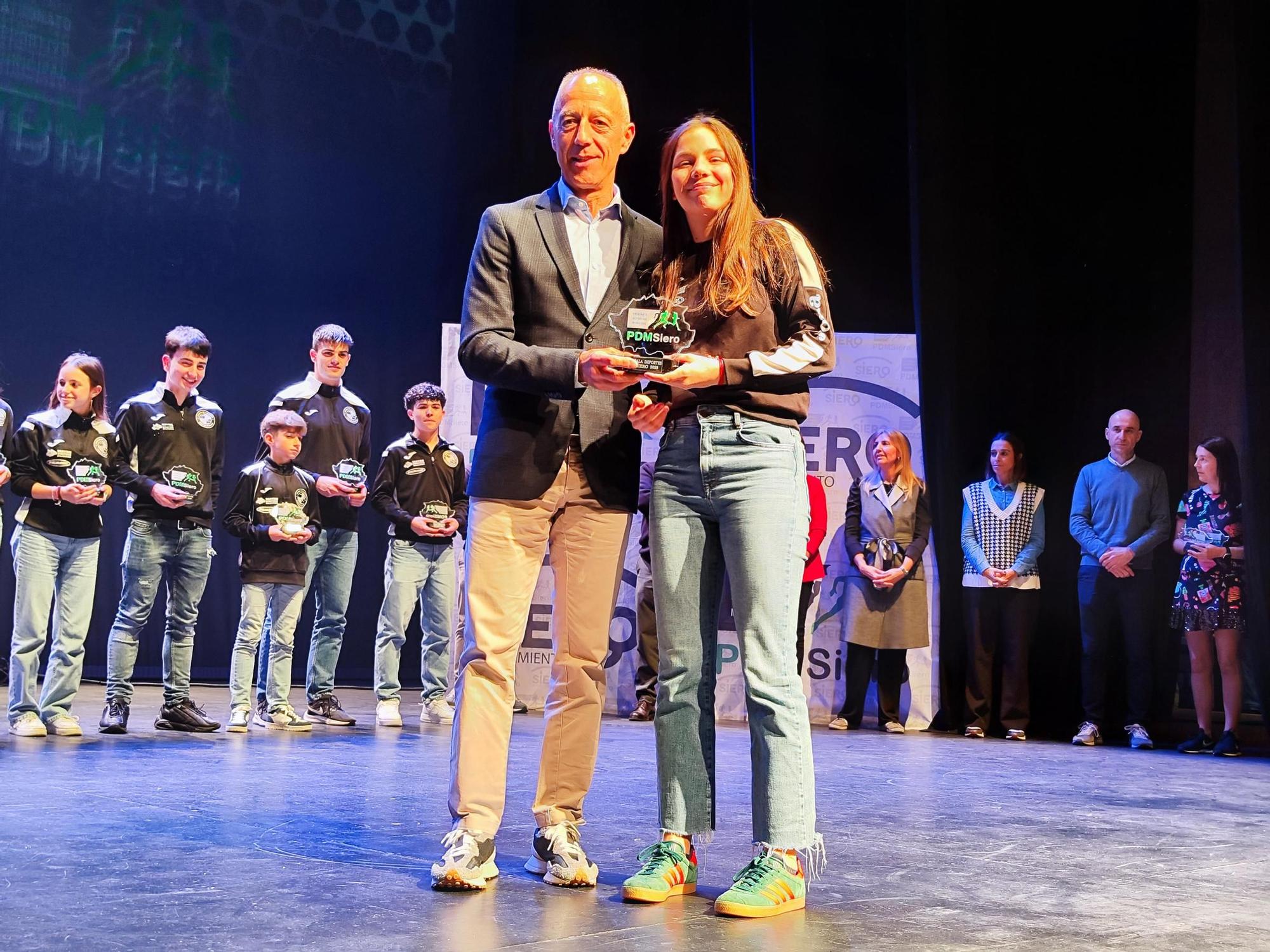 Siero premia el esfuerzo de una vida saludable: así fue la Gala del Deporte