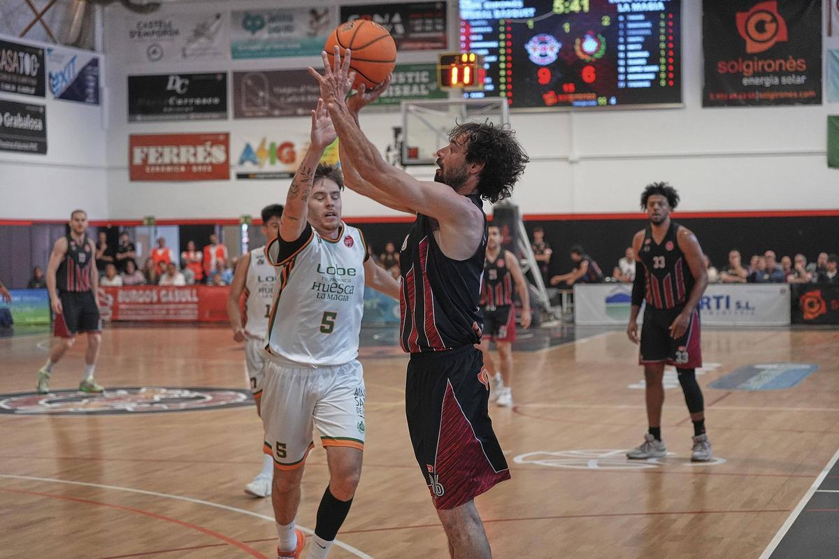 Xevi Torrent, durant el BISBAL BÀSQUET - LOBE HUESCA de la temporada passada