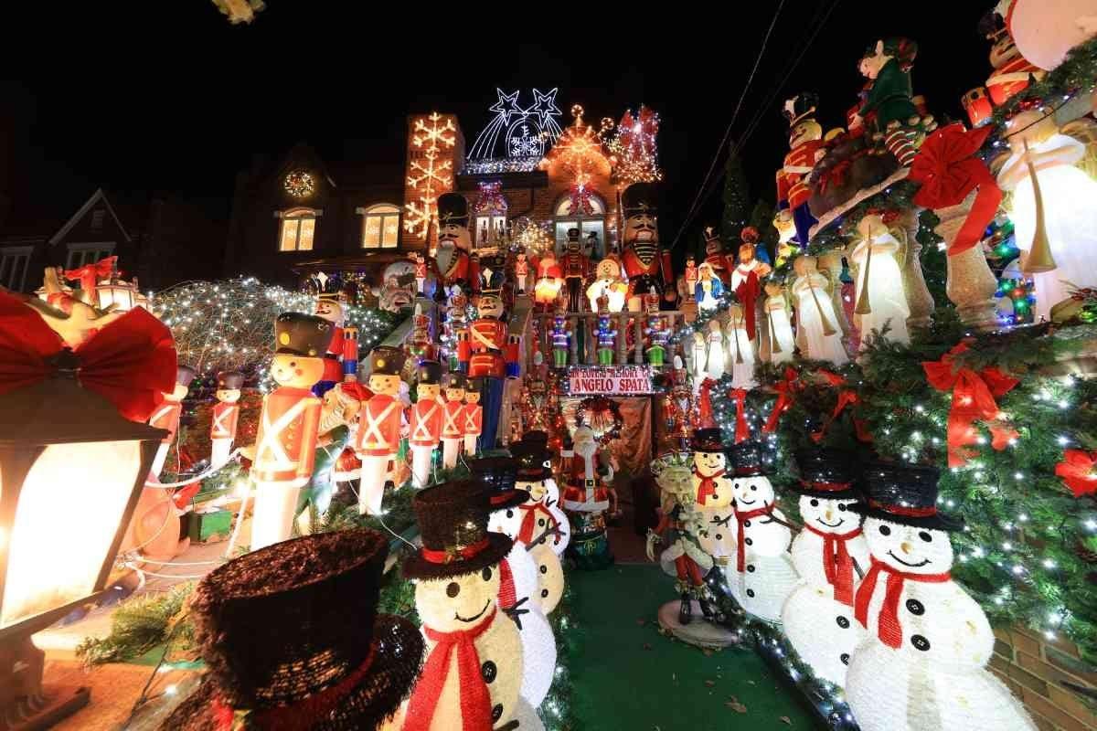Dyker Heights y su explosiva decoración navideña