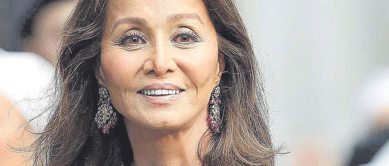 Isabel Preysler, a su llegada a la ceremonia de entrega de los Premios Princesa de Asturias, en 2018.