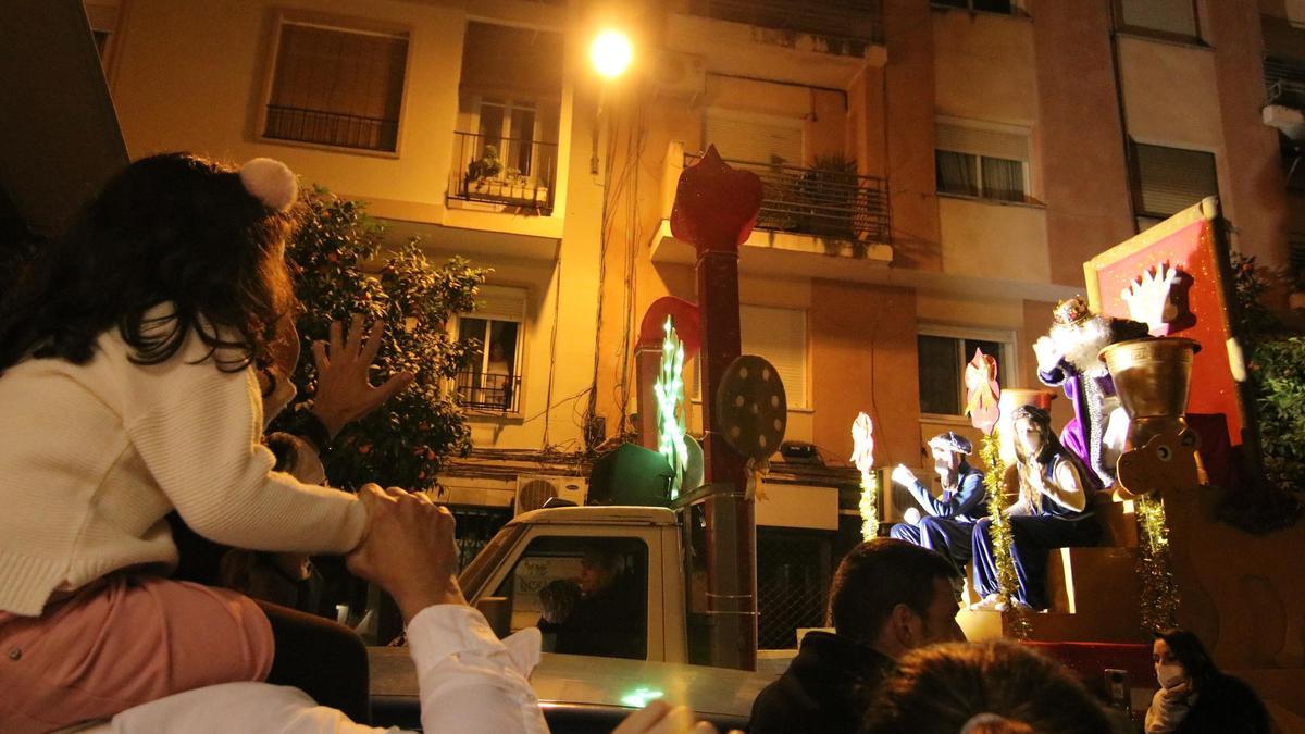 Los Reyes Magos visitan las barriadas periféricas de Córdoba