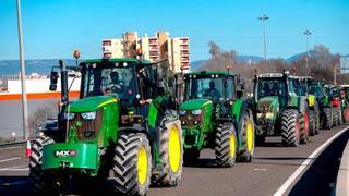 La amenaza de los agricultores: "Vamos a dejar Sevilla incomunicada"