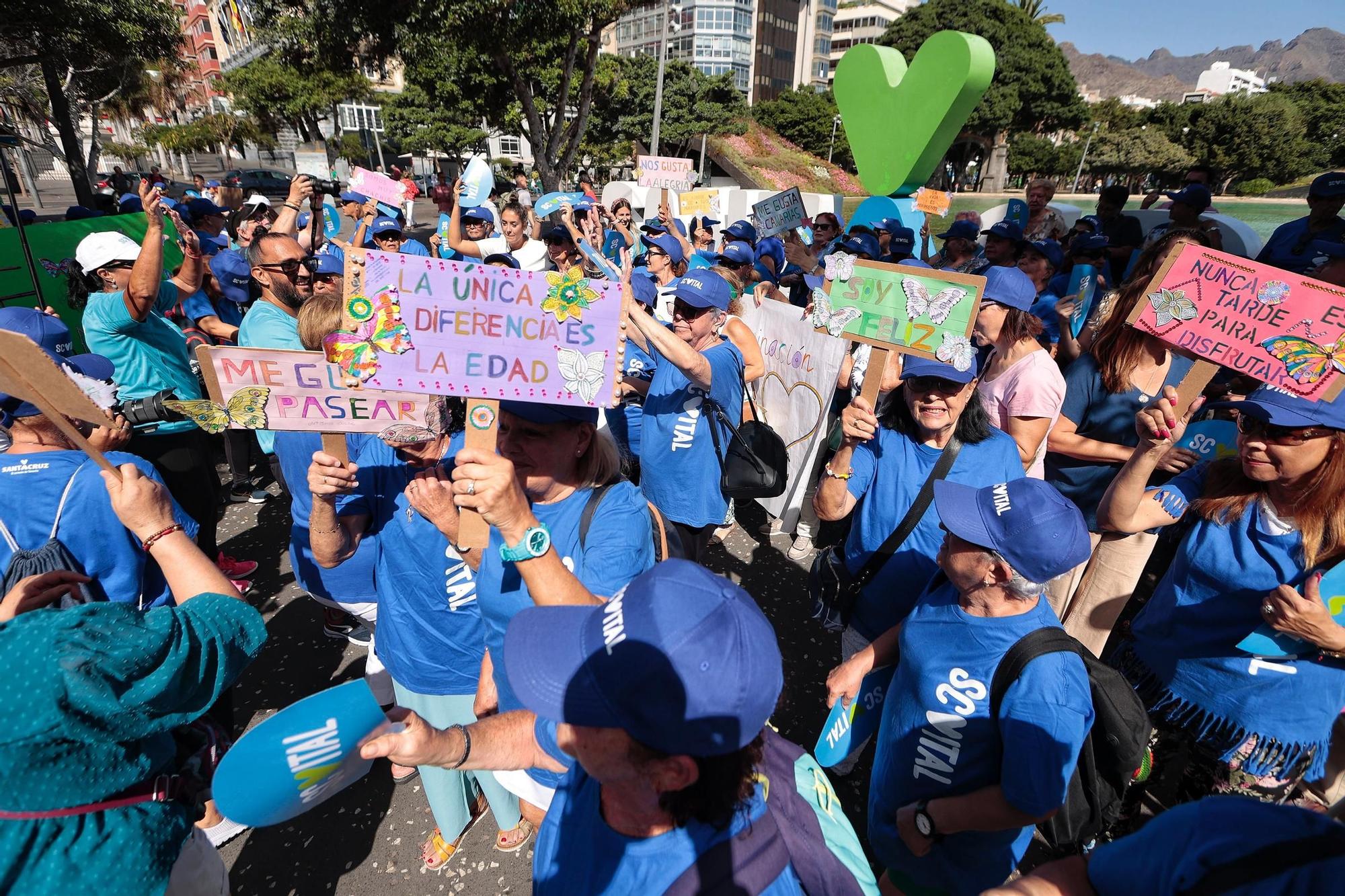 Flashmob de mayores en Santa Cruz de Tenerife