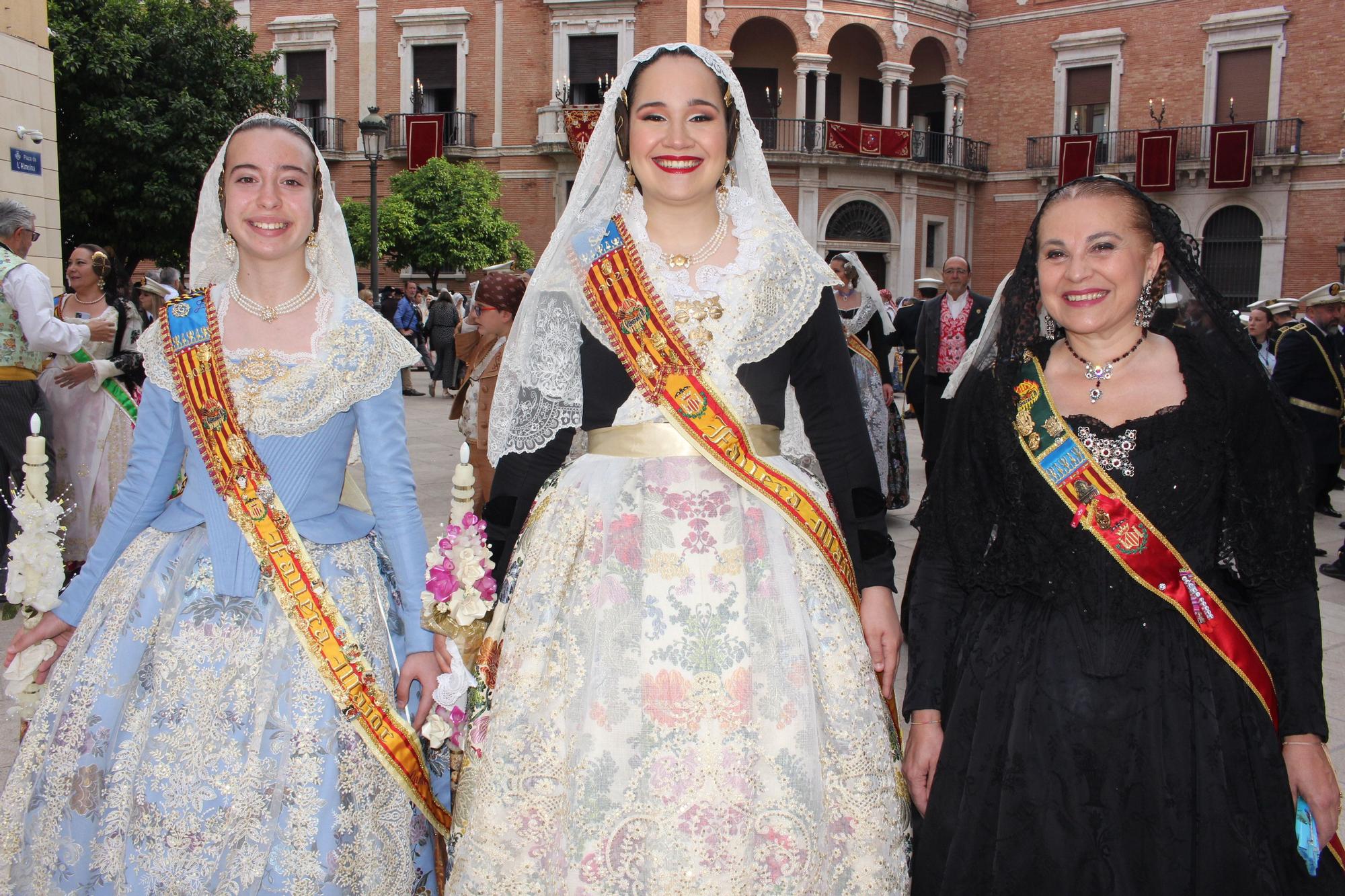 La fuerza de las Fallas en la Procesión de la Virgen (II)