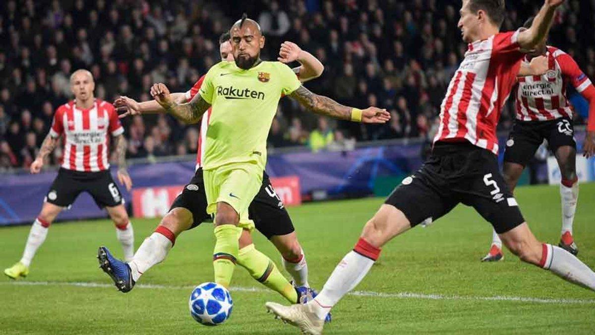 Arturo Vidal, uno de los jugadores más destacados del FC Barcelona ante el PSV Eindhoven