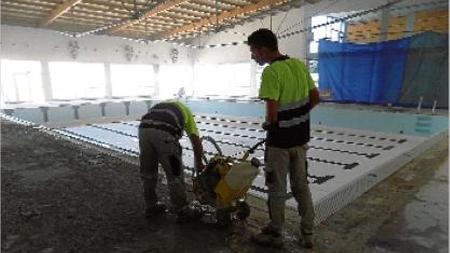 Les obres a la piscina mitjana o d&#039;ensenyament van començar ahir i duraran tot l&#039;agost