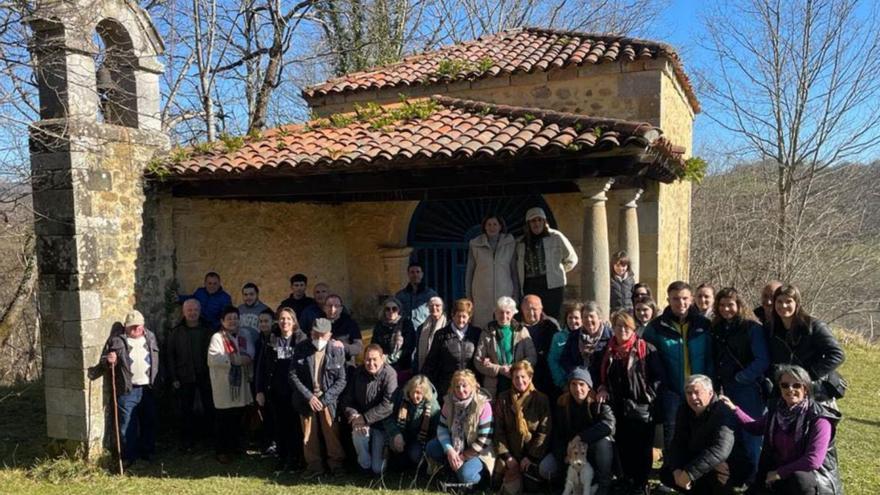 Coraín, Parolu y Sobrecueva (Cangas de Onís) festejan Santa Eugenia | J. M. CARBAJAL