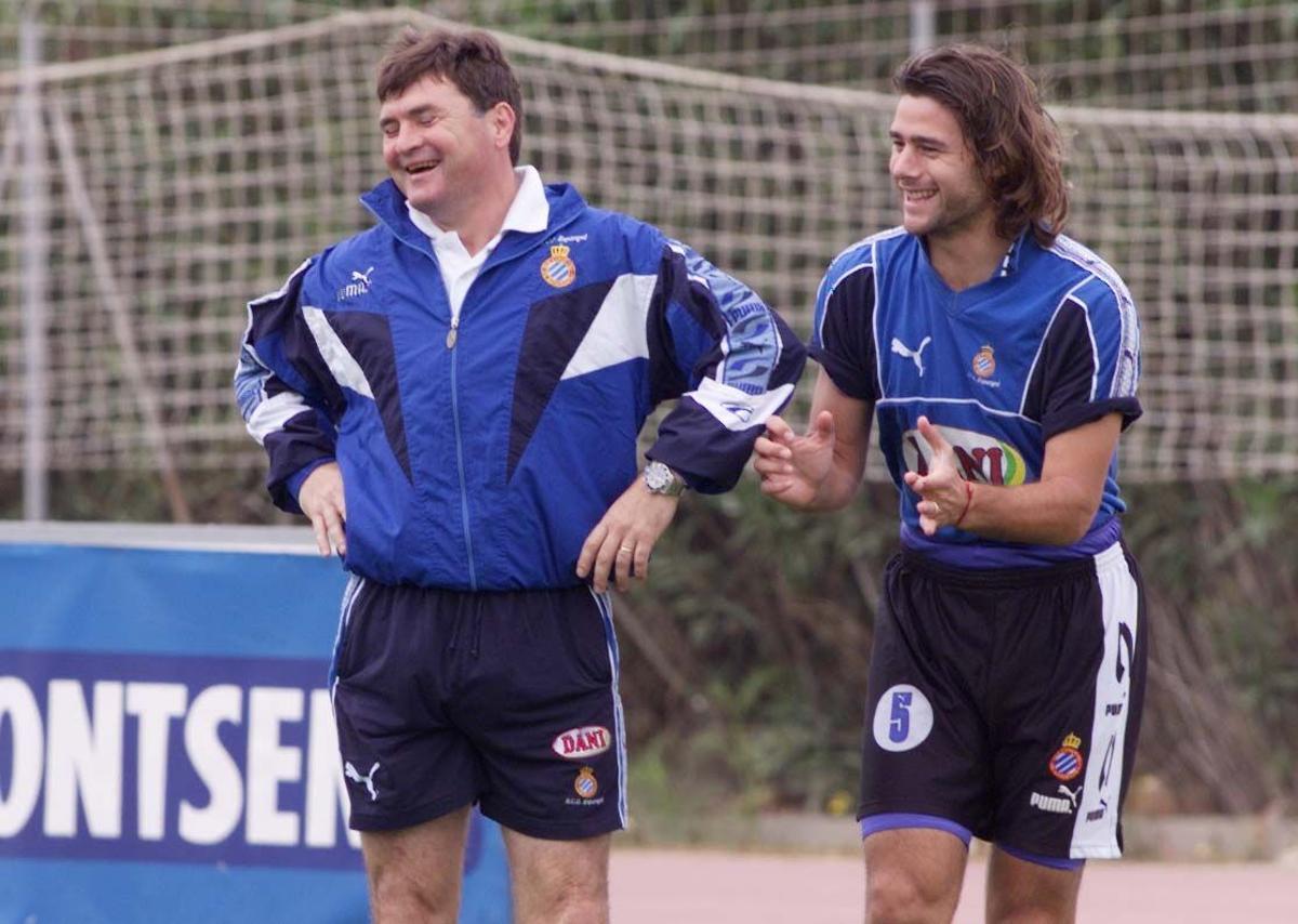 Camacho, junto a Pochettino, en un entrenamiento del Espanyol la temporada 1997-98.