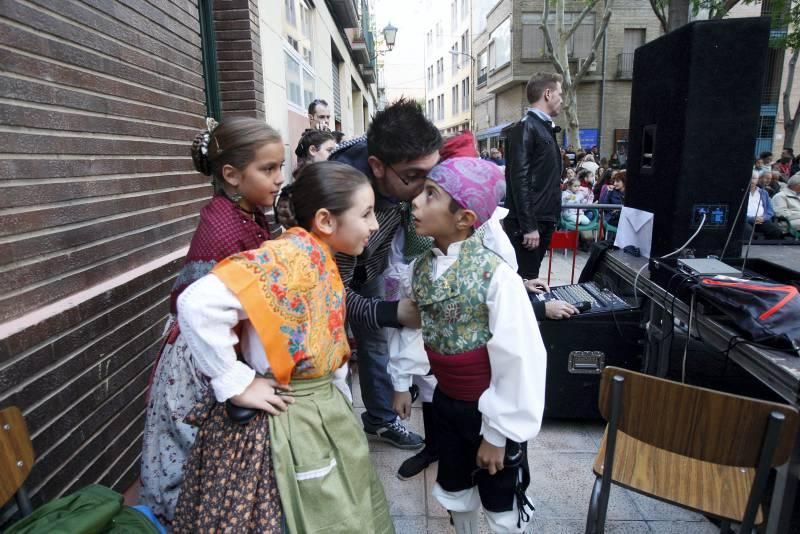 Escuelas de jotas en la Plaza de la Rebolería