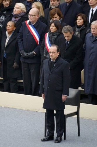 Homenaje a las víctimas del 13-N en París