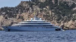 "Rising Sun" und "Golden Odyssey": Zwei Giga-Yachten ankern vor der Küste von Mallorca