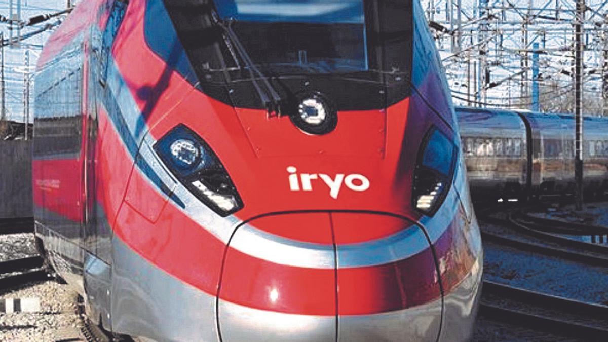Los trenes ed alta velocidad de Iryo se caracterizan por su color rojo