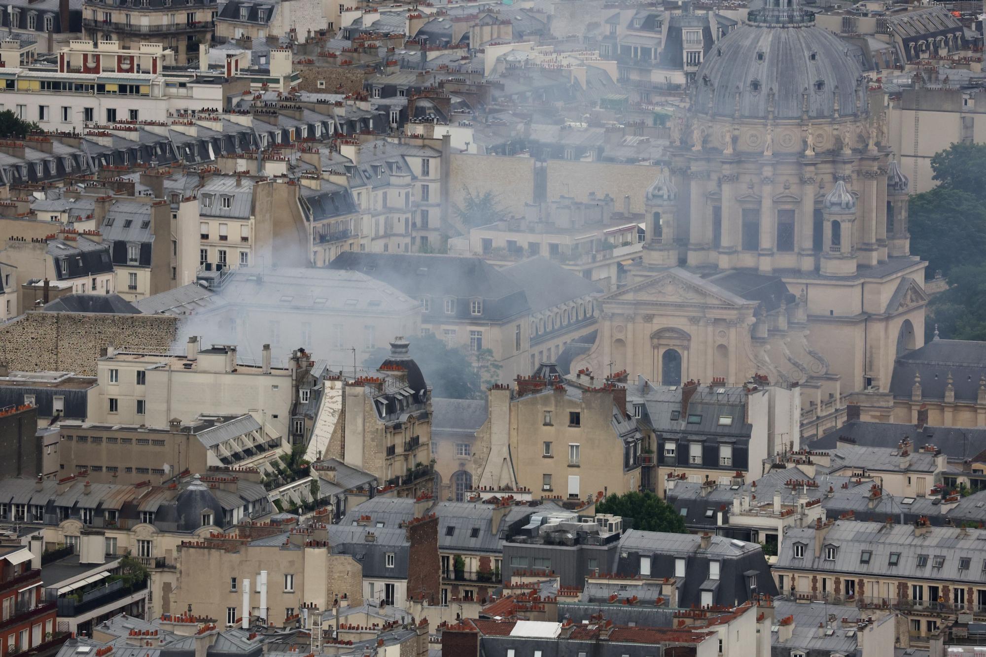 L'explosió de gas al cinquè districte de París, en imatges