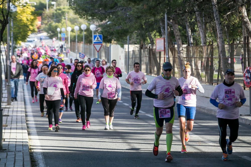 Alicante con la lucha contra el cáncer de mama