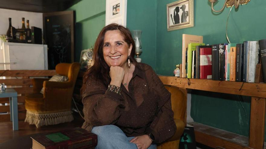 «Interesa que desapareza a clase media porque a xente desesperada é máis moldeable»