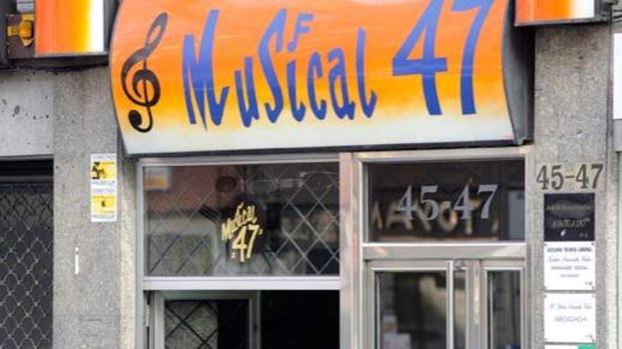 Tres detenidos en A Coruña al intentar atracar una tienda de música