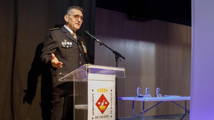 Més de 40 persones condecorades durant la Diada de la Policia Local de Caldes