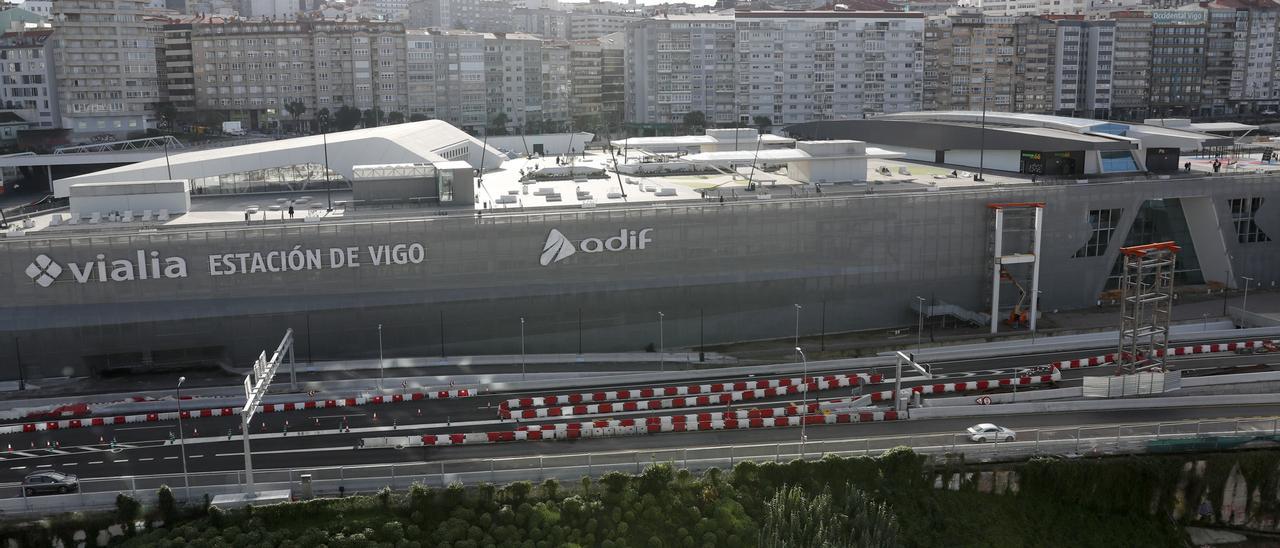 Vista general de la estación de Vialia de Urzáiz