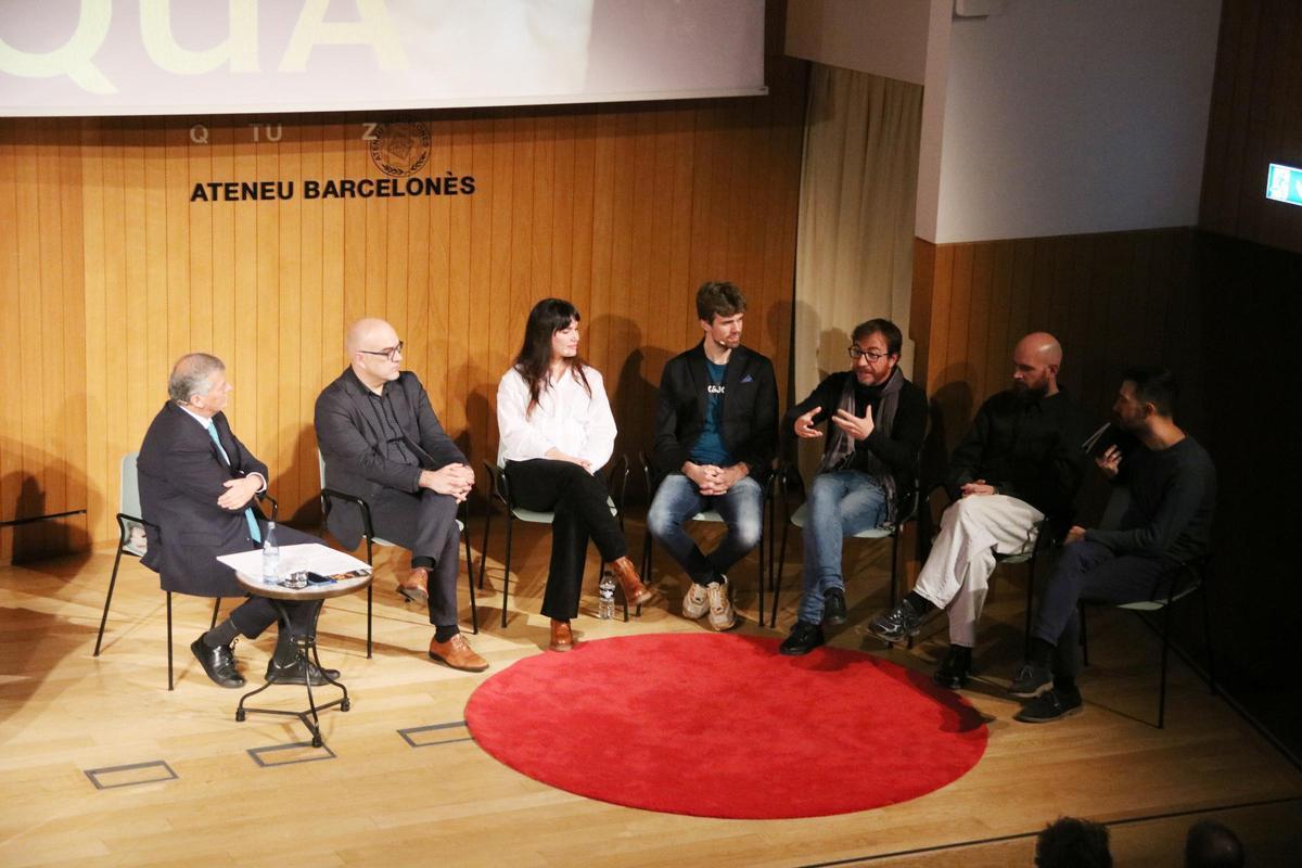 Presentació del Festival Perelada a l'Ateneu Barcelonès, amb Oriol Aguilà, Pere Lluís Biosca, Montserrat Saró, Josep Ramon Olivé, Xavier Pastrana, Pere Joli i Joan Magrané.