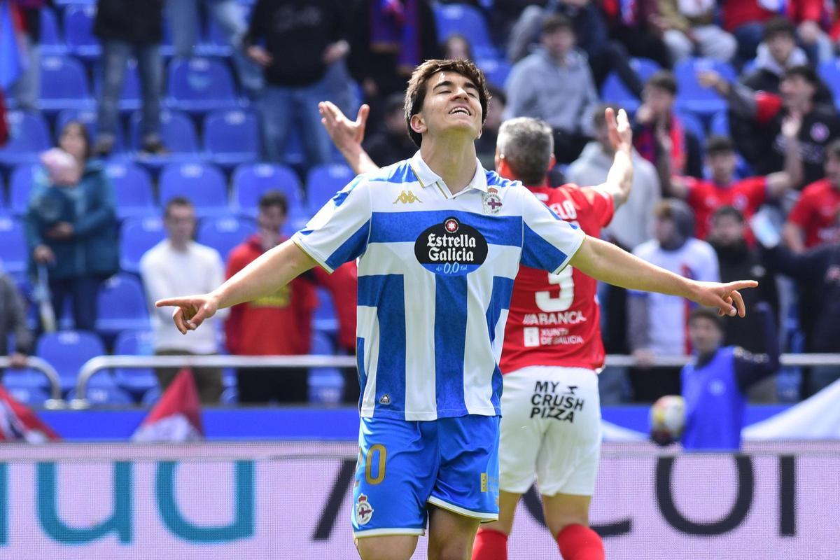 Fabril 3 - 0 UD Ourense: las puertas de bronce se abren para el filial blanquiazul