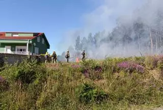 Sofocado un incendio forestal en Lubre, en Bergondo