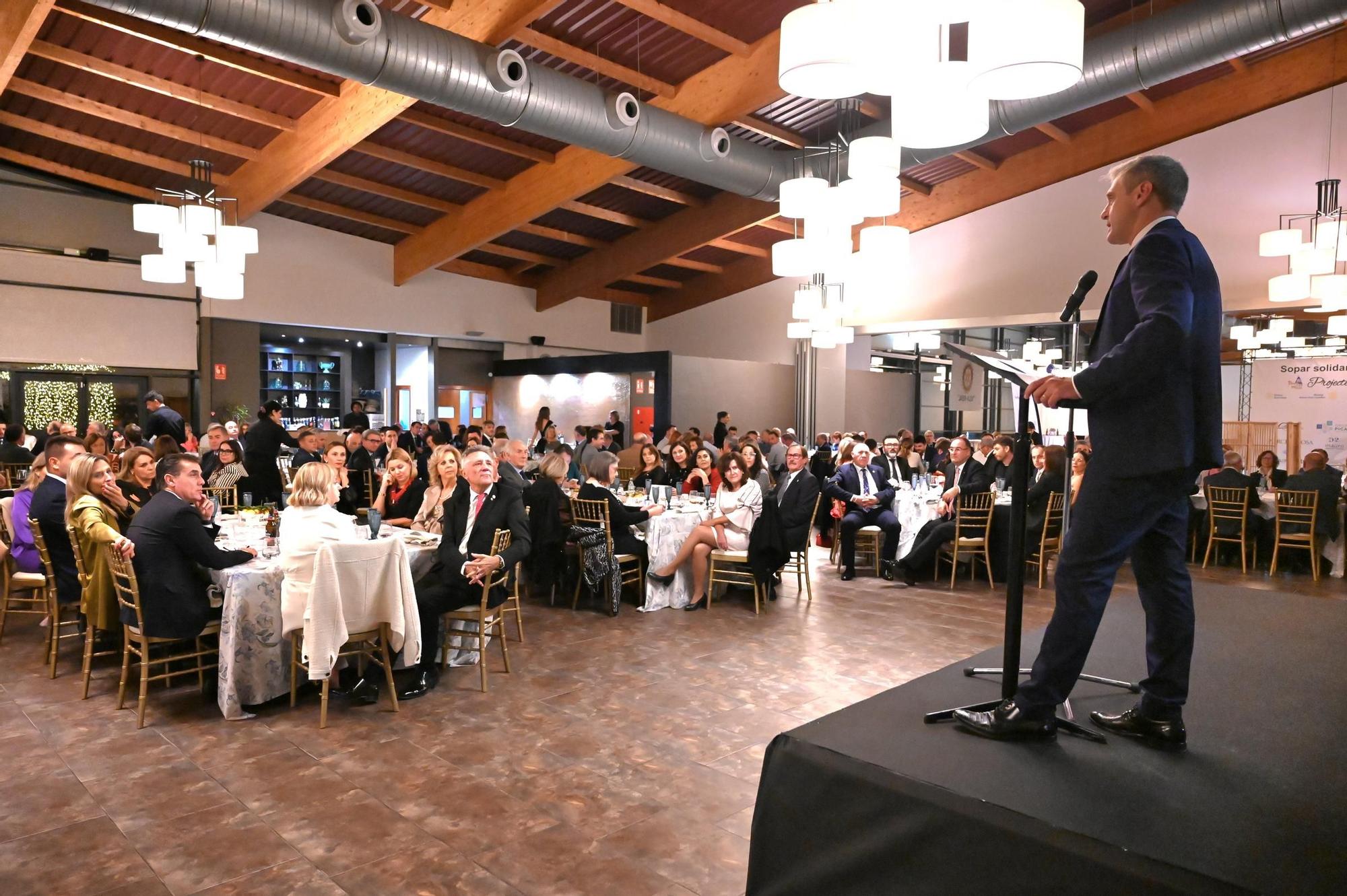 Las mejores fotos de la cena solidaria del Rotary Club Vila-real