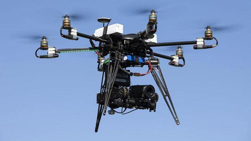 Endesa incorpora en Canarias drones para el control de las líneas