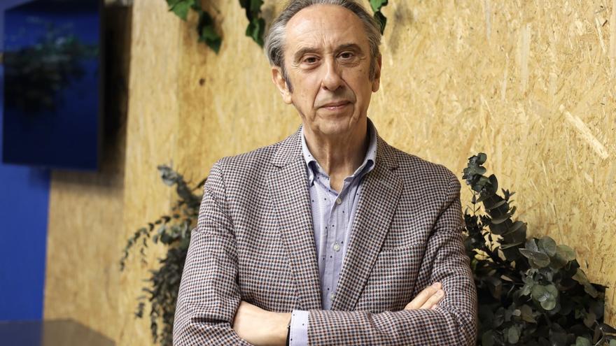 J. Benítez Fernández (autor de &#039;Las claves de lo oscuro&#039;): &quot;Madrid fue el hospital que salvó a Ángel Guinda&quot;