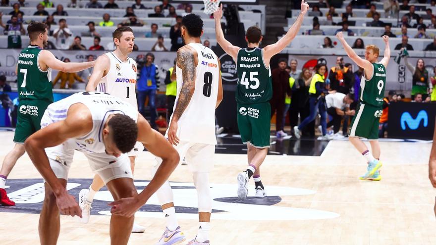 VÏDEO I Todas las canastas de David Kravish, máximo anotador del Unicaja ante el Real Madrid