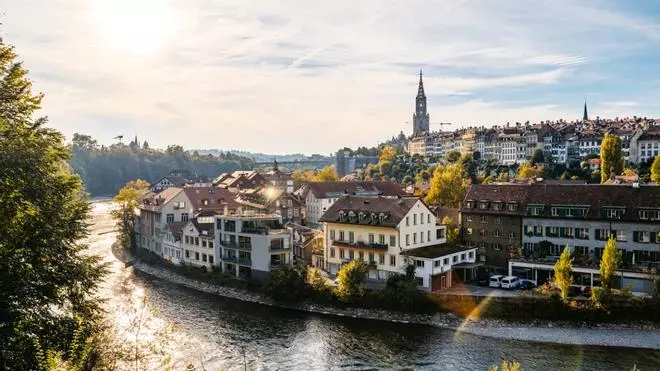 El tren más empinado del mundo, Patrimonios de la Humanidad y lagos inolvidables, los motivos para apuntarte a la nueva Expedición VIAJAR a Suiza
