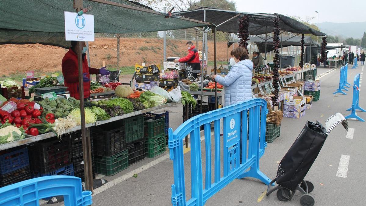 Benicàssim recupera el mercado semanal tras el descenso de los contagios