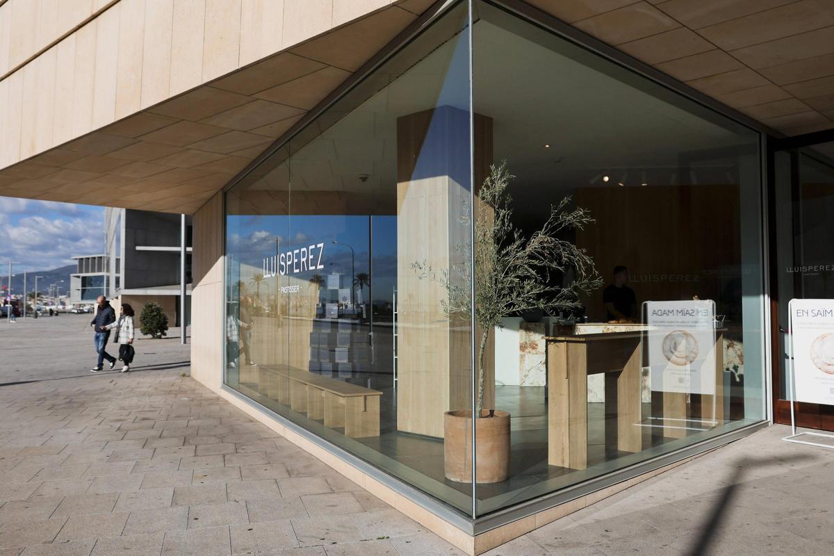 El local junto al Palacio de Congresos