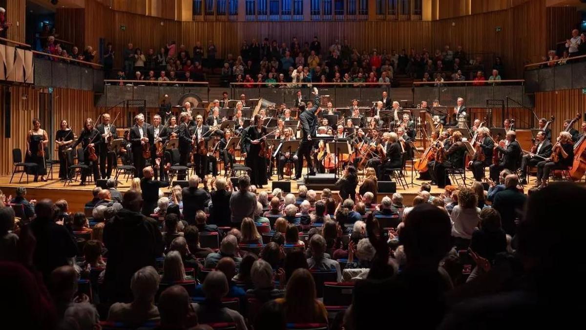 Actuación de la Orquesta Sinfónica de Galicia en Reino Unido