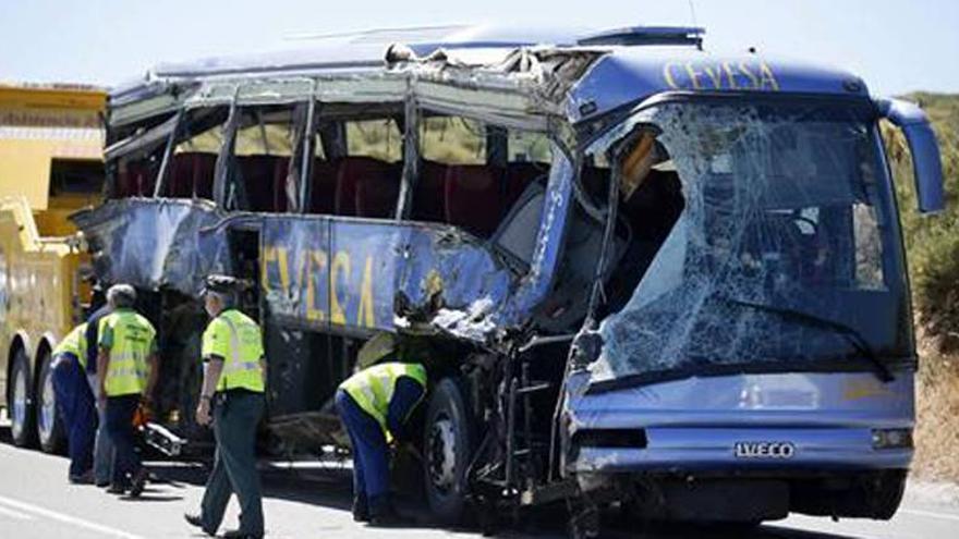 Detenido el conductor del autobús por imprudencia tras admitir que se durmió