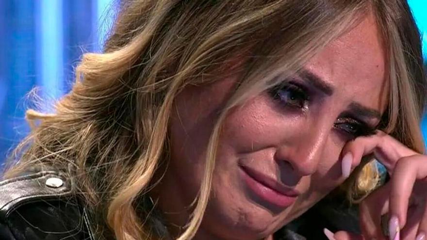 La hija de Rocío Jurado, última hora en urgencias por lo la pérdida de visión en el ojo tras la ruptura sentimental y mensaje de Rocío Flores: "Bastante mal"