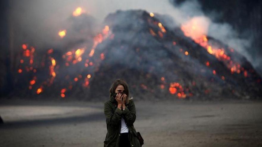 Tres muertos tras los incendios que asolan Galicia