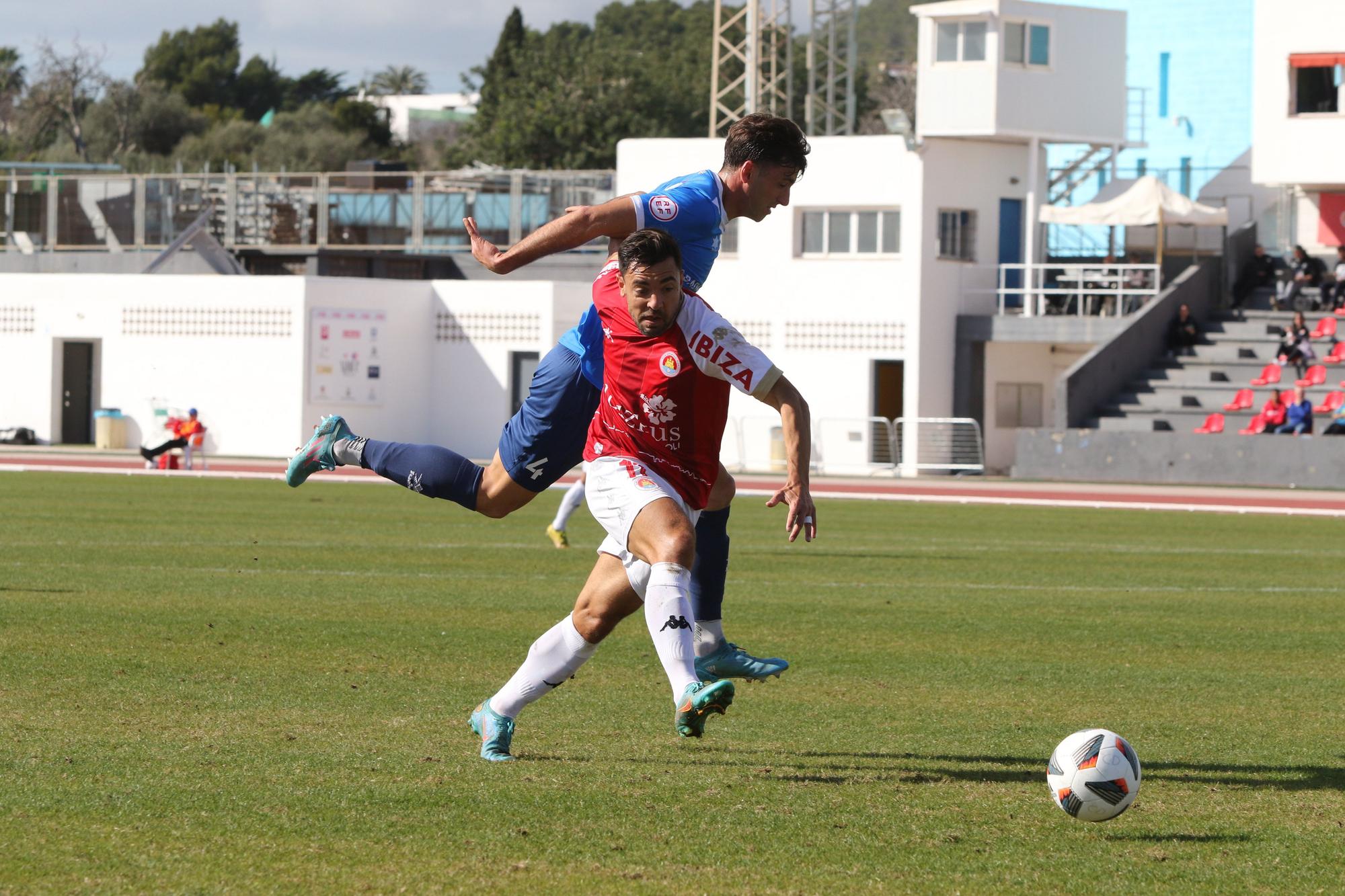 Partido CD Ibiza-Badalona