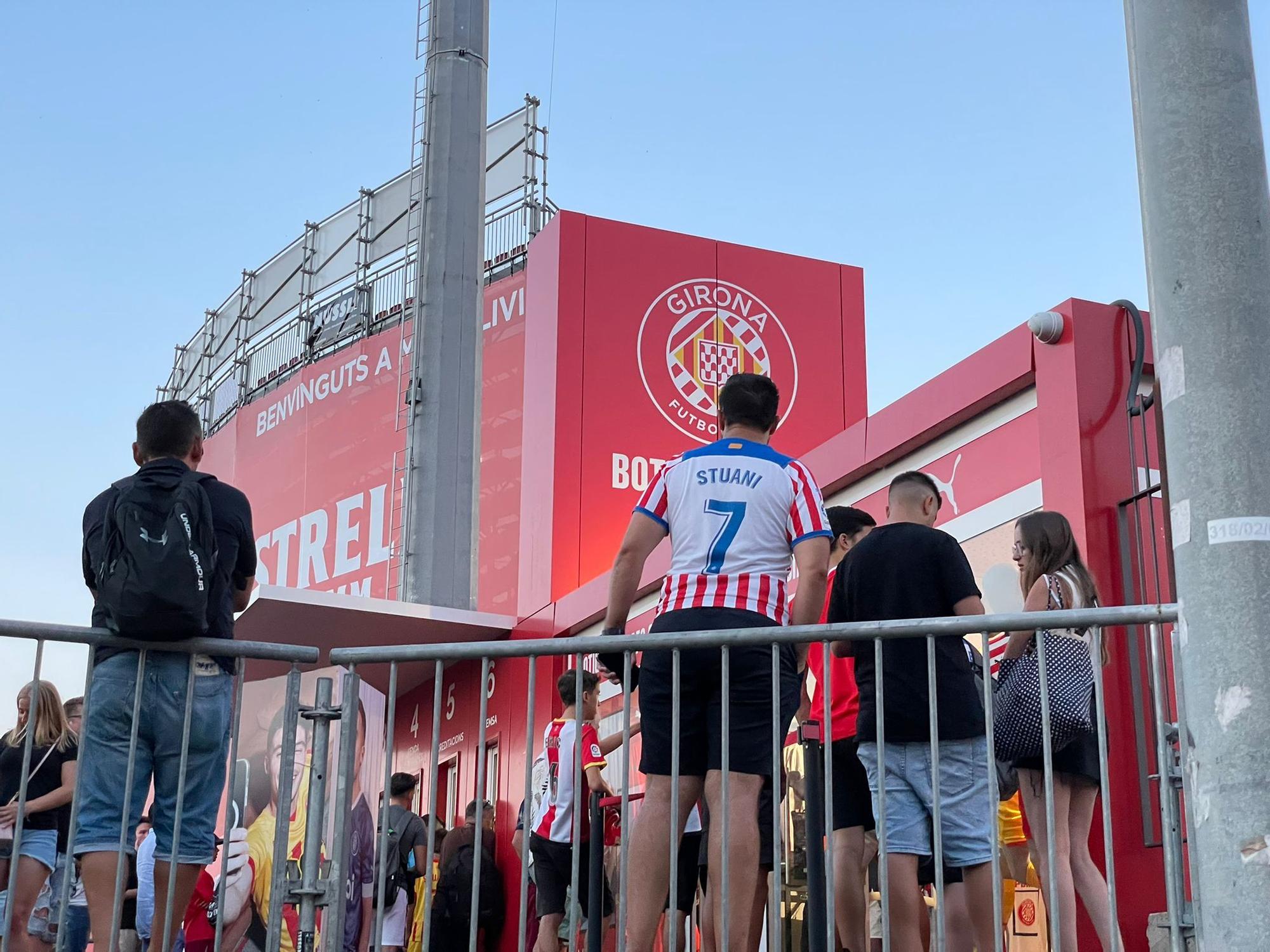 L'afició omple Montilivi en el retorn a Primera del Girona