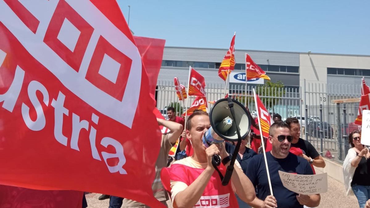 Imagen de archivo de una protesta laboral a las puertas de la planta de Jevaso en el polígono Plaza de Zaragoza.