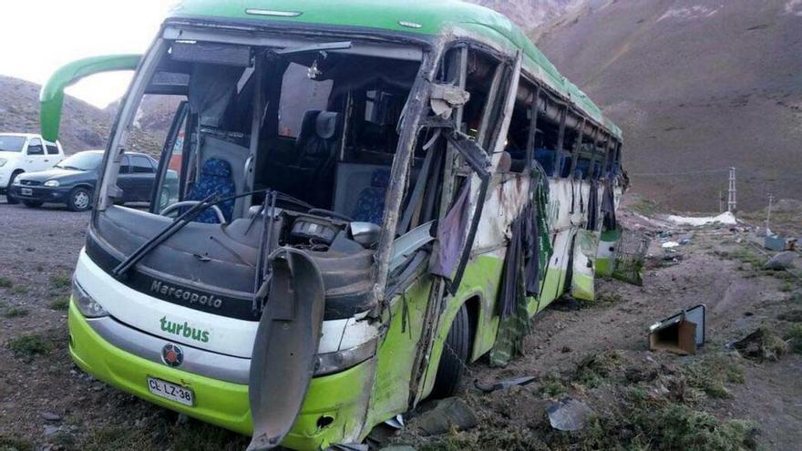 Mueren 19 personas en un accidente de bus en Argentina