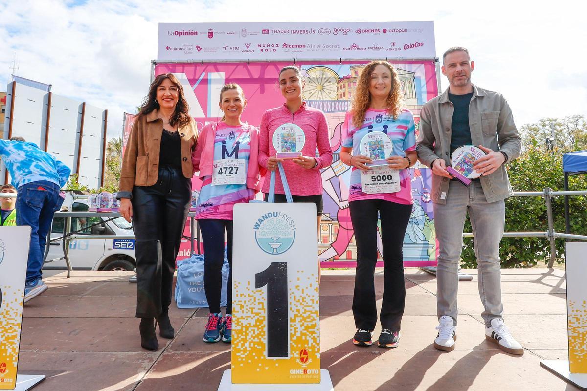 Las imágenes de la entrega de premios de la XI Carrera de la Mujer de Murcia