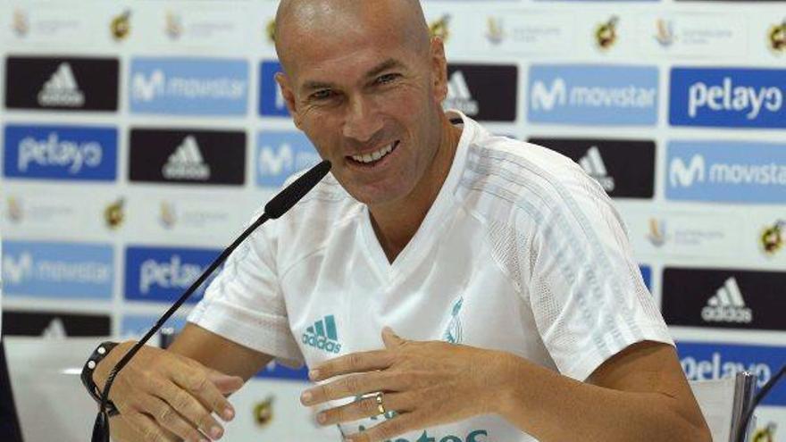 Zinedine Zidane, durant la roda de premsa d&#039;ahir