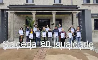 Salceda homenajea a su primera «Muller Infinita»: Amelia Cerqueira